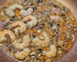 Foto del paso 5 de la receta: Risotto con champiñones, bacon y langostinos
