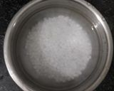 A picture of step 1 of Sabudana aloo pakoda.
