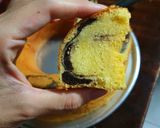 Foto langkah ke 5 dari resep Marble Cake / Marmer Cake.