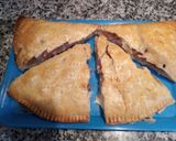 Foto del paso 10 de la receta: Empanada de pollo con bacon, pasas y queso