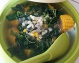 Foto langkah ke 3 dari resep Bayam Bening Plus Jagung Manis.