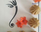 ભાખરી ના મોદક (Bhakhari na Modak Recipe In Gujarati) રેસીપી સ્ટેપ3ફોટો