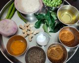 मटार भात (matar bhat recipe in marathi) रेसिपी स्टेप 1 फोटो 