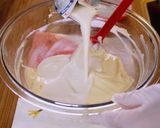 A picture of step 6 of No-Bake Strawberry Cheesecake.