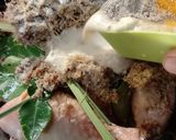 Foto langkah ke 2 dari resep Ayam goreng lengkuas.