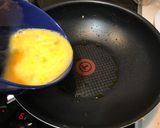 Foto del paso 3 de la receta: Tortilla con arroz (Omurice)