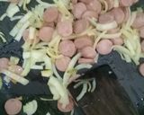Foto langkah ke 3 dari resep Pizza Teflon (roti tawar).
