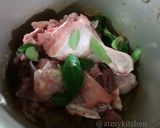 A picture of step 3 of Pepper Chicken Gravy.