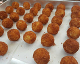 Foto langkah ke 6 dari resep Palm Cheese Cookies.