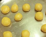 A picture of step 3 of Besan Laddu.