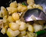 फलाहारी आलू की सब्जी (Falahari aloo ki sabzi recipe in hindi) रेसिपी चरण 3 फोटो