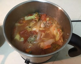 番茄蔬菜湯 /簡單的快煮鍋料理的食譜步驟3照片