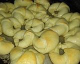 Foto del paso 6 de la receta: Medialunas de manteca caseras