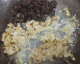 Foto langkah ke 4 dari resep Nasi Goreng Jawa dengan Daging Kambing Kecap.