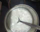 A picture of step 1 of Milk oats with fruits and nuts.