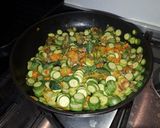 Foto del passaggio 1 della ricetta Torta salata zucchine e fiori