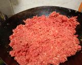 A picture of step 1 of Gajar ka halwa in mixer jar.