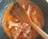 Foto langkah ke 2 dari resep Semur Ayam Kecap Berempah.