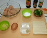 Foto langkah ke 1 dari resep Pangsit Goreng Isi Ayam.