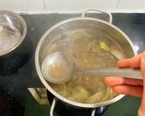 A picture of step 1 of Homemade Beef Pho.