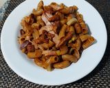 Foto del paso 4 de la receta: Macarrones en salsa de soja con pechuga de pato y fetas de jamón