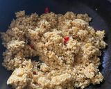 Foto langkah ke 3 dari resep Nasi Goreng Kunyit.