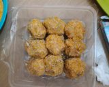 Foto langkah ke 4 dari resep Bola Ayam Udang Keju Lumer.