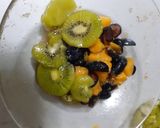 A picture of step 3 of Tri colour Fruit Salad.
