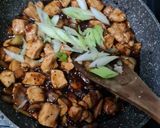 Foto langkah ke 3 dari resep Ayam Saus Teriyaki Lada Hitam.