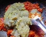 A picture of step 4 of Bottle gourd bhaji.