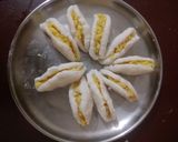 गुड़ खोया पिट्ठा (Gud khoya pitha recipe in hindi) रेसिपी चरण 2 फोटो