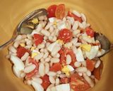 Foto del paso 3 de la receta: Ensalada de alubia y tomates 🍅🍅