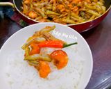 Hình bước làm 4 của món Cá lòng tong và tôm sông kho khô
