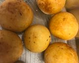 A picture of step 4 of Paneer choco balls.