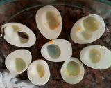 A picture of step 4 of Deviled Eggs Stuffed with Pickled Mussels.