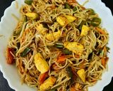 A picture of step 4 of Paneer Hakka Noodles.