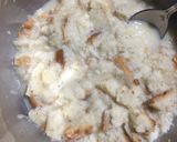 A picture of step 5 of Pan Paneer Pizza.