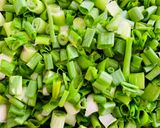 Hình bước làm 1 của món Cá cờ sốt teriyaki cuộn tía tô và tỏi tươi
