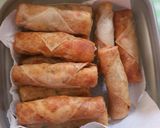 Foto langkah ke 8 dari resep Lotus Root Chicken Spring Rolls.