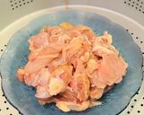 Foto langkah ke 1 dari resep Ayam Saus Wijen.