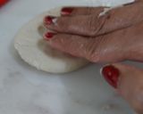 A picture of step 5 of Stuff Buns.