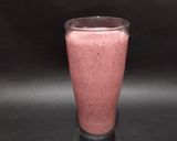 Foto langkah ke 4 dari resep Mixed Berries Pine Yoghurt Smoothies.
