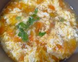 Foto langkah ke 5 dari resep Sup Tomat Telur.