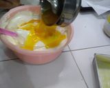 Foto langkah ke 3 dari resep Bolu gulung nenek (mudah banget dan enak).
