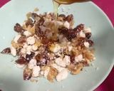 Foto del paso 4 de la receta: Boniato asado con dátiles, nueces, queso de cabra y miel