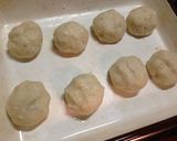 A picture of step 8 of Kartoffelklöße: German Potato Dumplings (using raw potatoes).