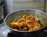 আলু দিয়ে ধাবার মতো মাংসের ঝোল রেসিপির ধাপ 5 ছবি