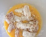 A picture of step 4 of Fried Chicken with Honey Lemon Sauce.