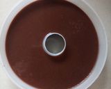 Foto langkah ke 4 dari resep Puding Brownies Tanpa Telur.