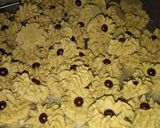 Foto langkah ke 1 dari resep Semprit Coklat.